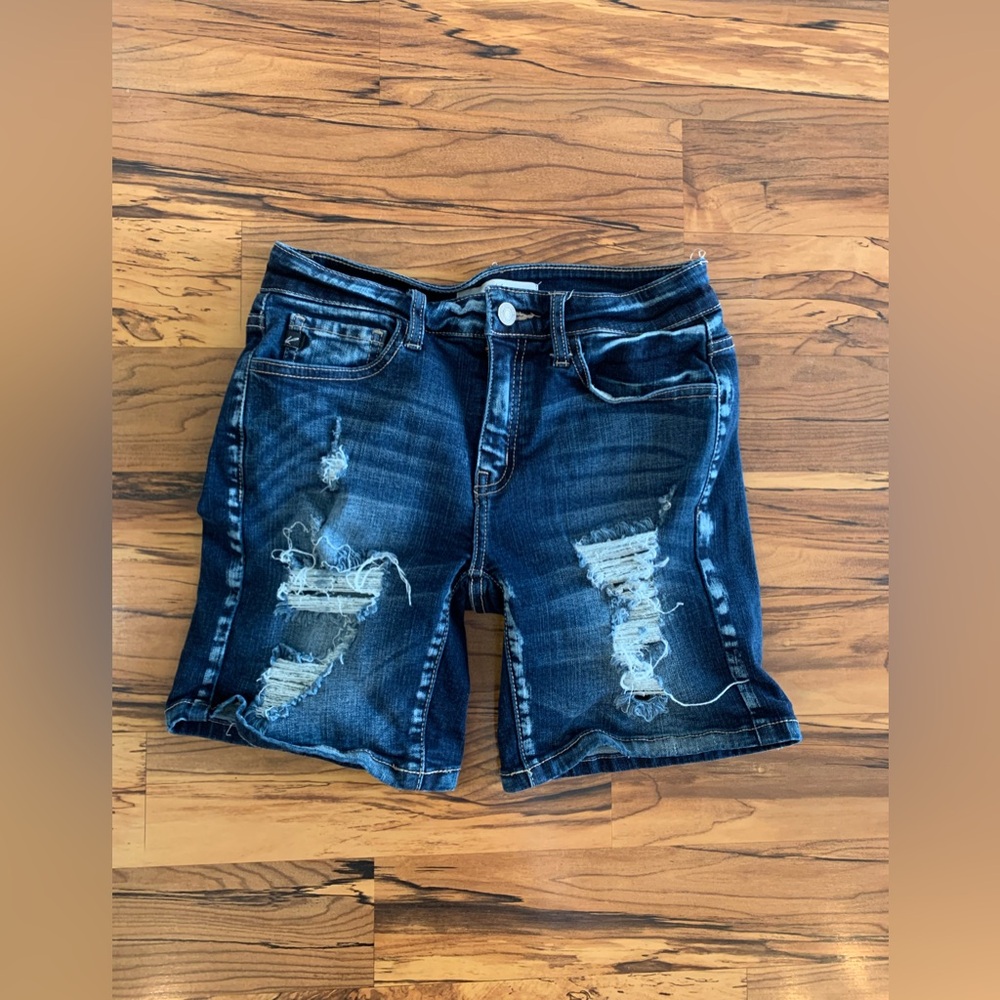 Kancan Jean Shorts Distressed Women’s sz 25
